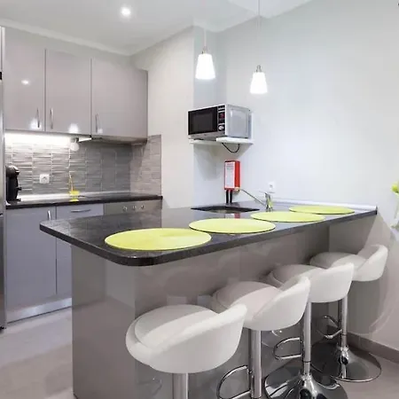 Carmo Apartment *
